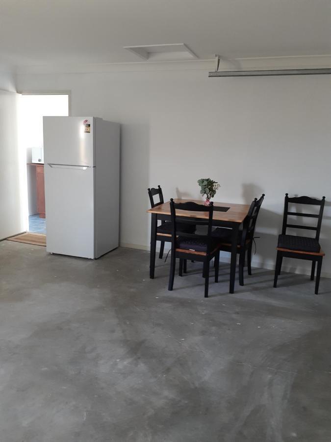 Blk Stays Guest House Deluxe Units Morayfield Eksteriør bilde