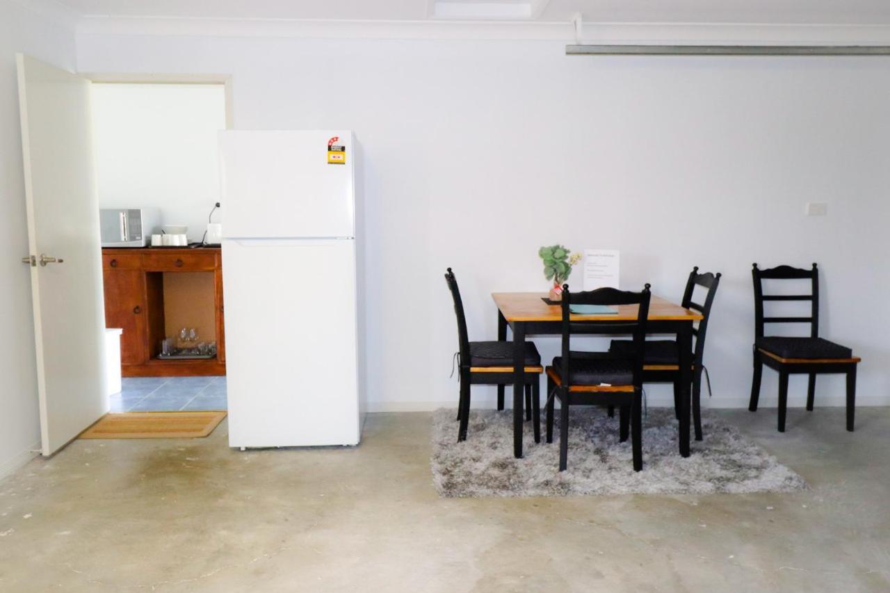 Blk Stays Guest House Deluxe Units Morayfield Eksteriør bilde
