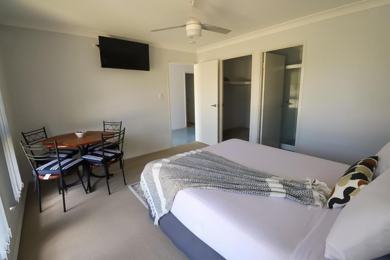 Blk Stays Guest House Deluxe Units Morayfield Eksteriør bilde