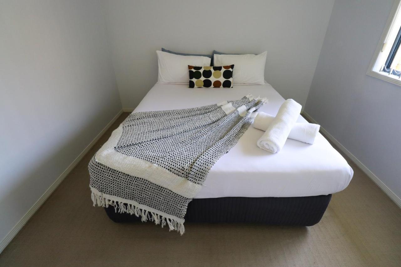 Blk Stays Guest House Deluxe Units Morayfield Eksteriør bilde