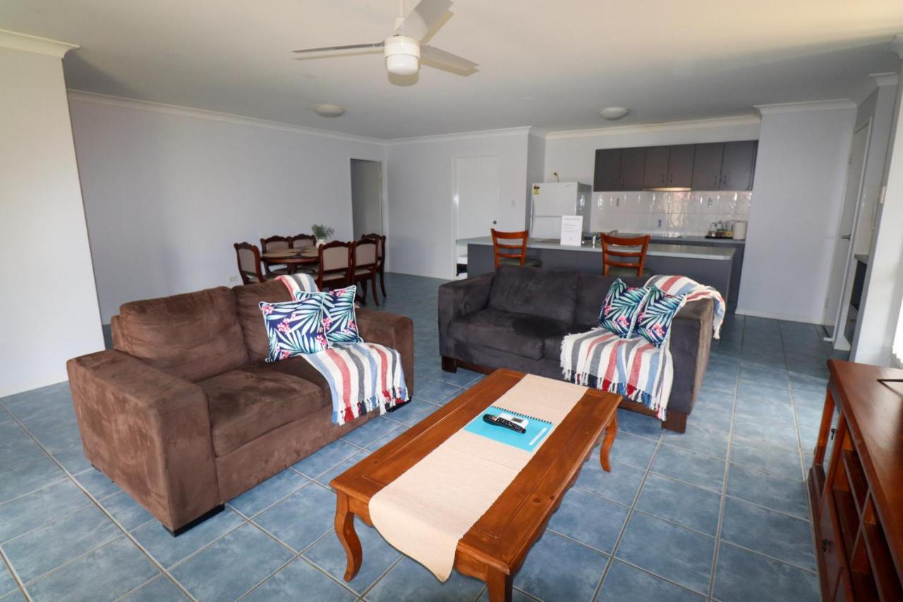 Blk Stays Guest House Deluxe Units Morayfield Eksteriør bilde